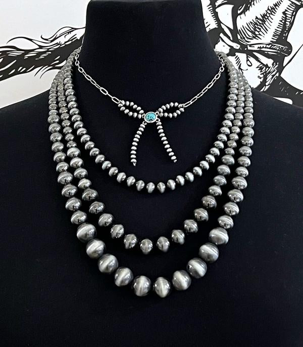 Lady Navajo Pearl Bow Necklace